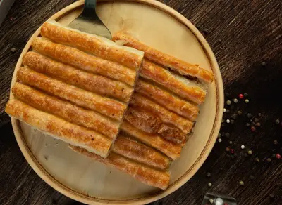 Köz Patlıcanlı Eski Kaşarlı Boşnak Böreği (250 gr.)