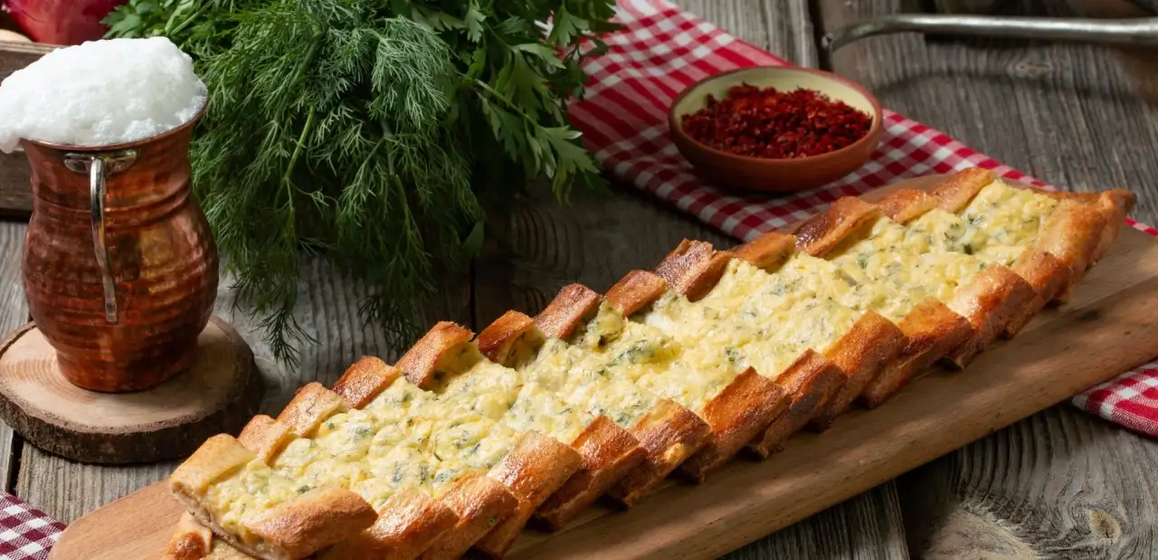 Peynirli Pide